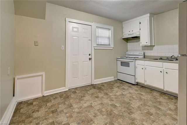732 17th ST, Newport News, VA 23607