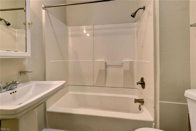 732 17th ST, Newport News, VA 23607