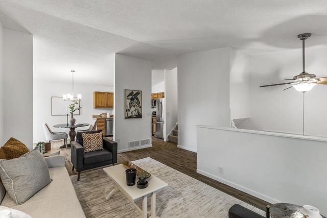 16137 Flagstaff Court N, Rosemount, MN 55068