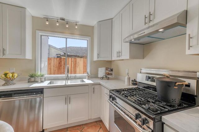 12 Graystone Drive, South San Francisco, CA 94080