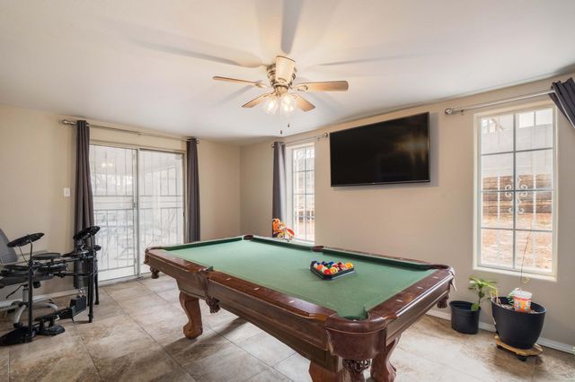 1219 82nd Street SW, Albuquerque, NM 87121