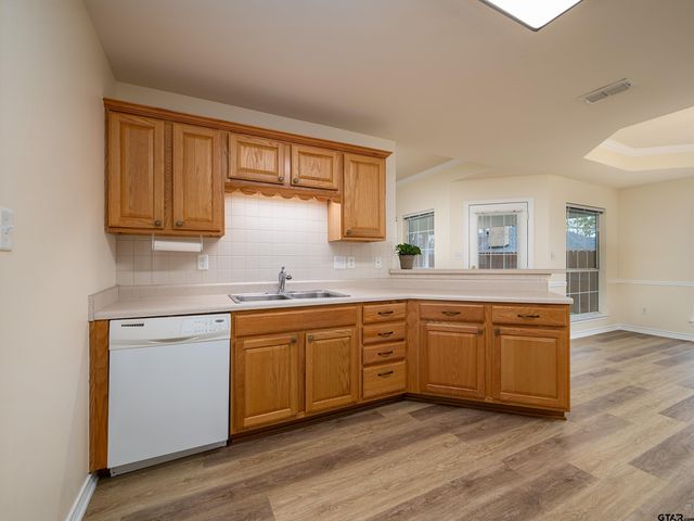 1521 Rice Road W103, Tyler, TX 75703