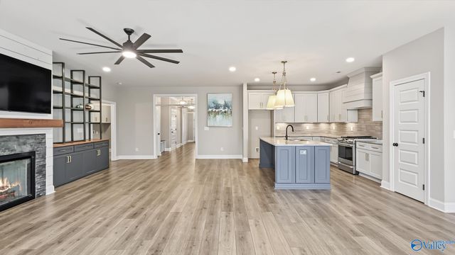 3 Farmhouse Way SE, Huntsville, AL 35803