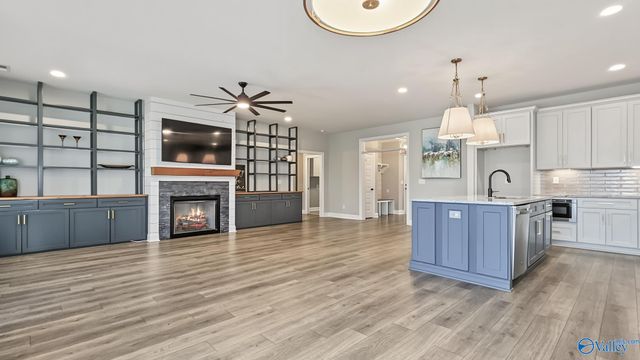 3 Farmhouse Way SE, Huntsville, AL 35803