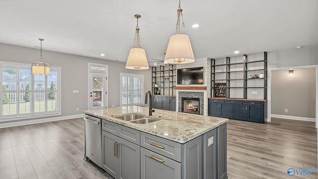 3 Farmhouse Way SE, Huntsville, AL 35803
