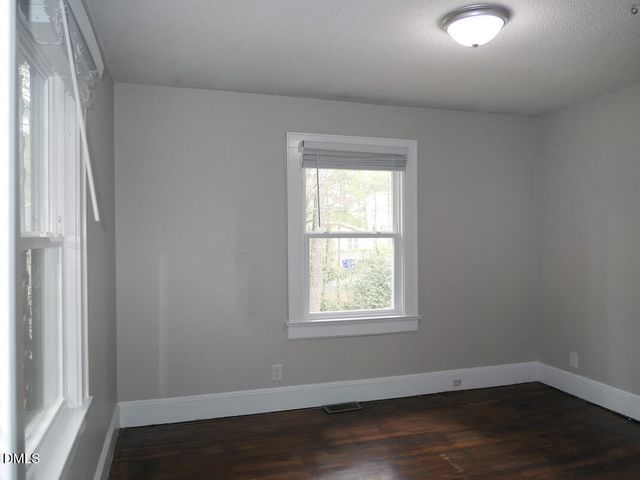 1724 Legion Road B, Chapel Hill, NC 27517