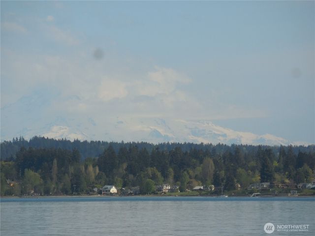 1239 Colchester Drive E, Port Orchard, WA 98366