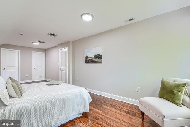 821 NOTTINGHAM RD, Baltimore, MD 21229