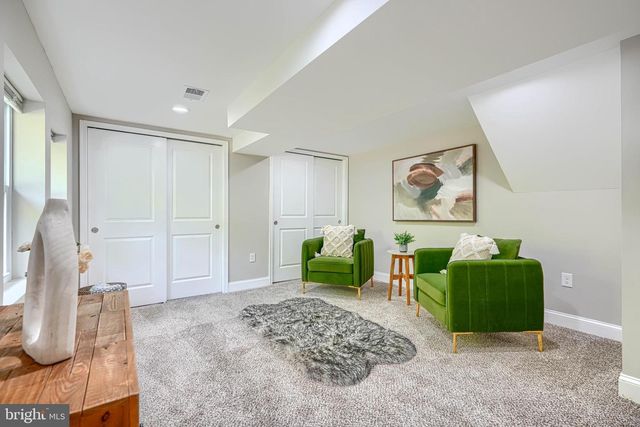 821 NOTTINGHAM RD, Baltimore, MD 21229