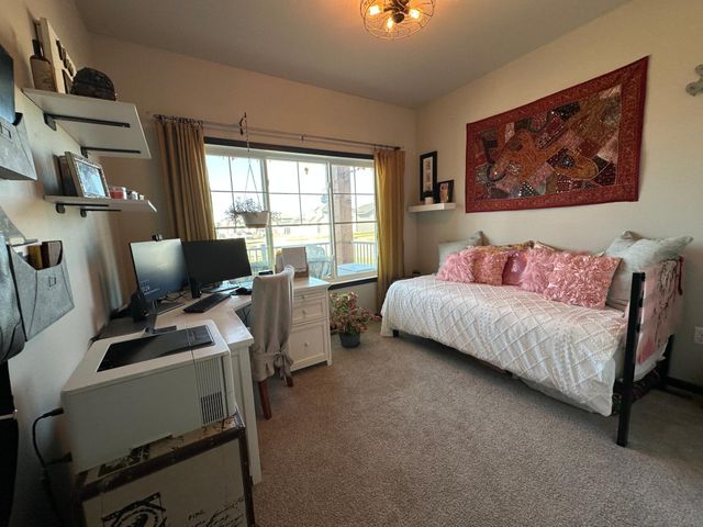 5219 11th Street W, West Fargo, ND 58078