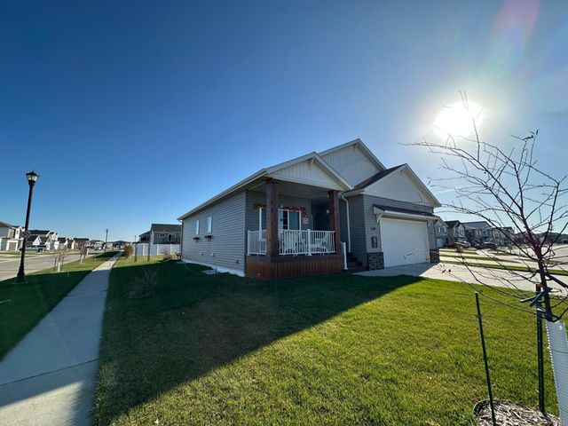 5219 11th Street W, West Fargo, ND 58078