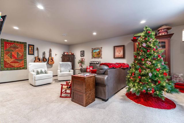 5219 11th Street W, West Fargo, ND 58078