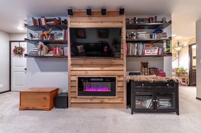 5219 11th Street W, West Fargo, ND 58078