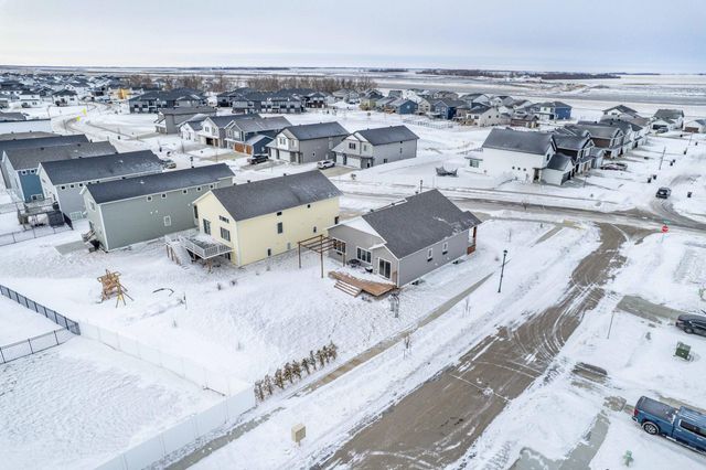 5219 11th Street W, West Fargo, ND 58078