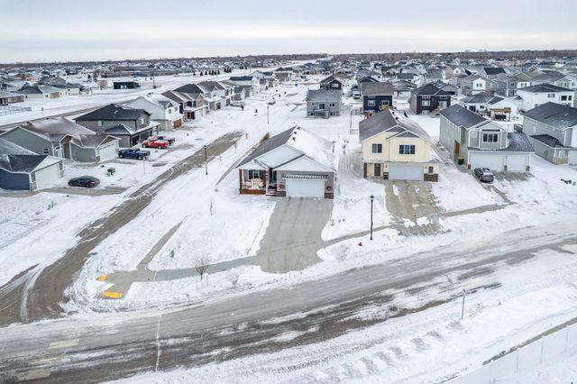 5219 11th Street W, West Fargo, ND 58078