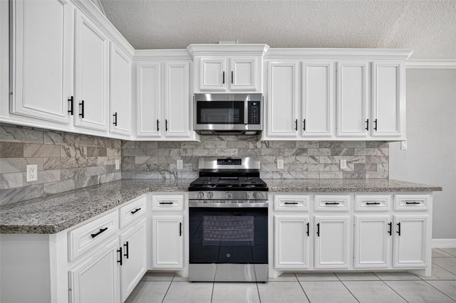 803 Avenue K, South Houston, TX 77587