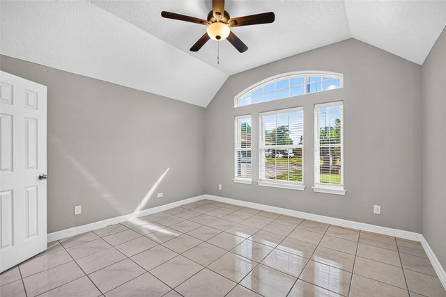 803 Avenue K, South Houston, TX 77587