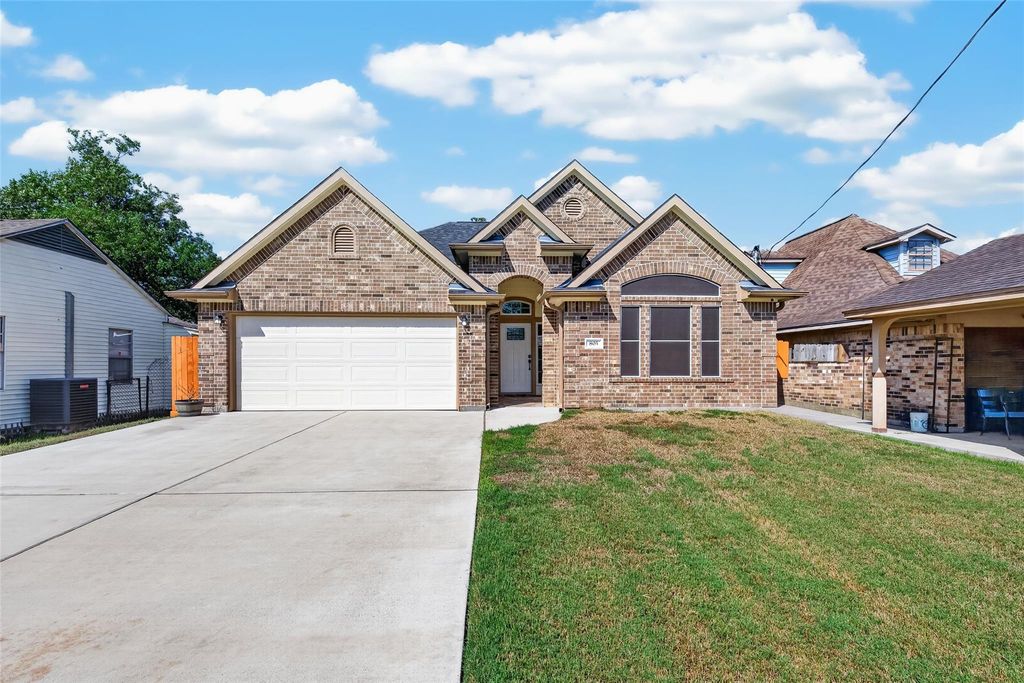 803 Avenue K, South Houston, TX 77587