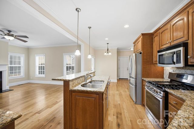 3210 Kelsey Plaza, Kannapolis, NC 28081