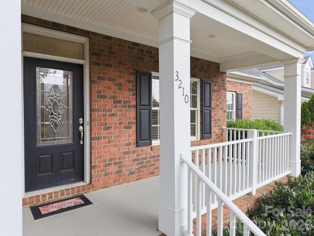 3210 Kelsey Plaza, Kannapolis, NC 28081