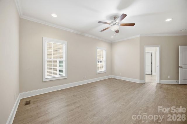 3210 Kelsey Plaza, Kannapolis, NC 28081
