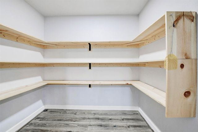 379 Hale Road, Bay City, TX 77414