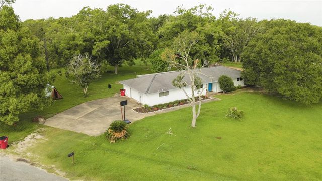 379 Hale Road, Bay City, TX 77414