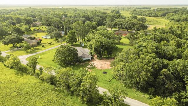 379 Hale Road, Bay City, TX 77414