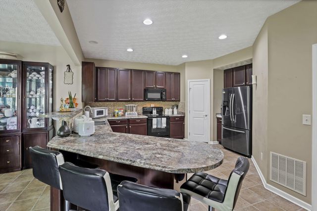6972 Shady Rock Lane, Blacklick, OH 43004