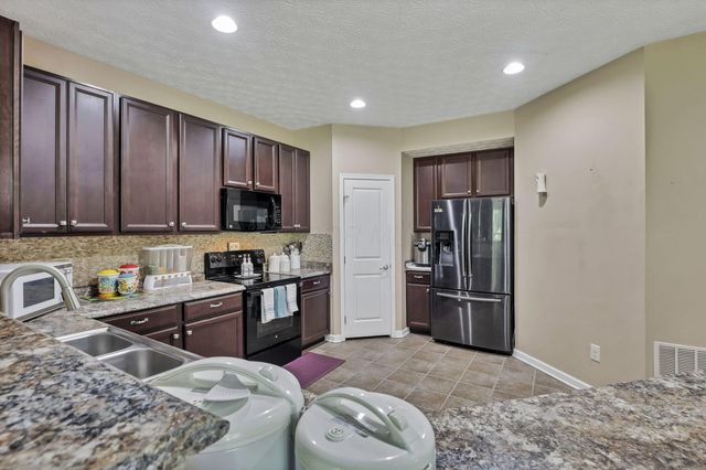 6972 Shady Rock Lane, Blacklick, OH 43004