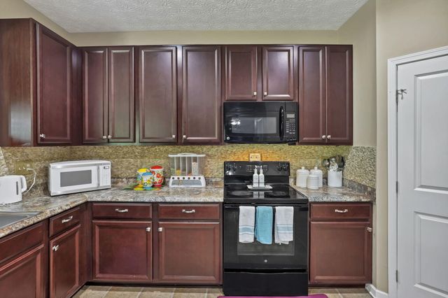 6972 Shady Rock Lane, Blacklick, OH 43004