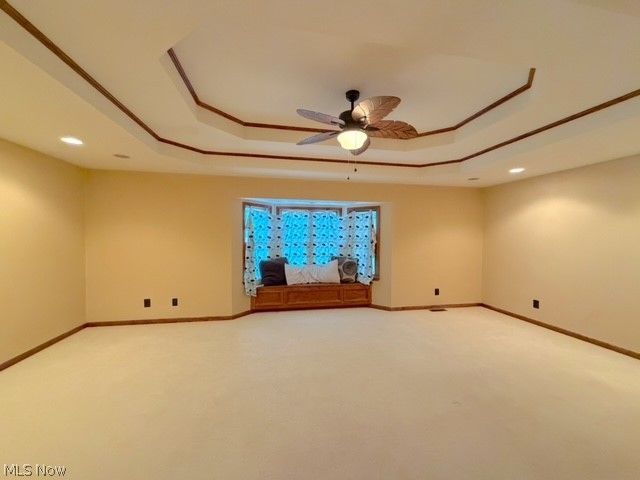 526 Oakdale Drive, Dover, OH 44622