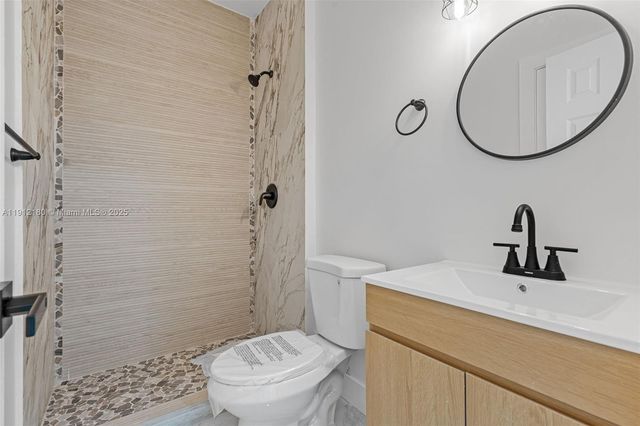 742 NW 70th St, Miami, FL 33150