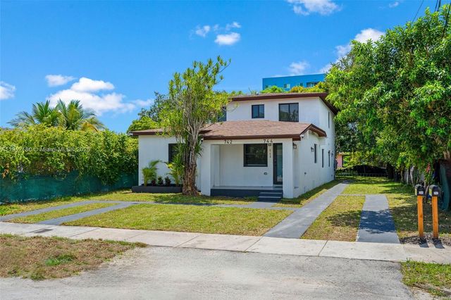 742 NW 70th St, Miami, FL 33150