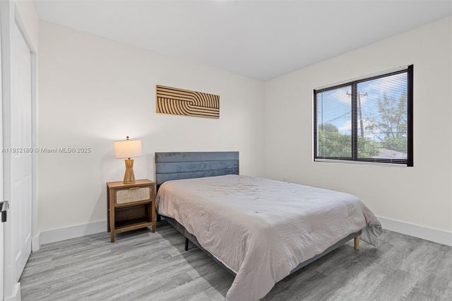 742 NW 70th St, Miami, FL 33150