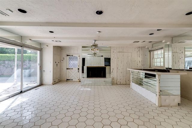 7104 Brentwood Road, Nichols Hills, OK 73116