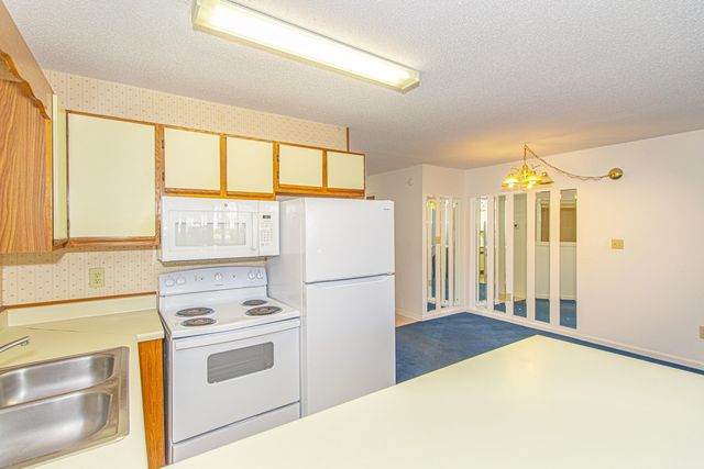 1870 Auburn Ln Apt 21F, Surfside Beach, SC 29575