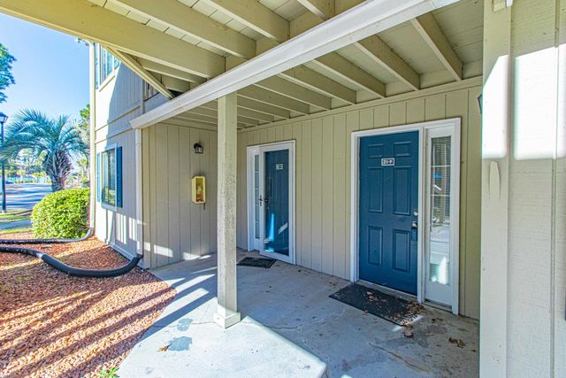 1870 Auburn Ln Apt 21F, Surfside Beach, SC 29575
