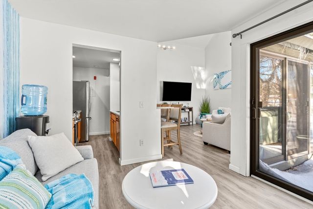 22 Mid Iron Way 7511, Mashpee, MA 02649