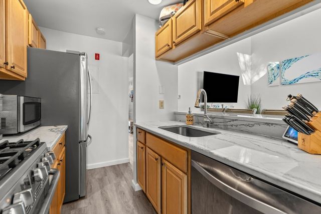 22 Mid Iron Way 7511, Mashpee, MA 02649