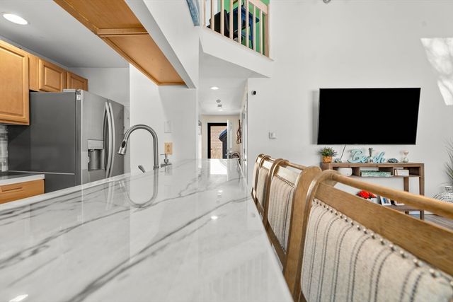 22 Mid Iron Way 7511, Mashpee, MA 02649