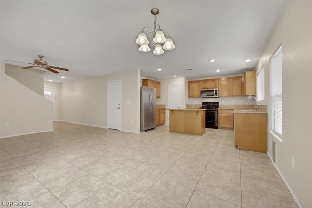 7257 Camden Pine Avenue, Las Vegas, NV 89129