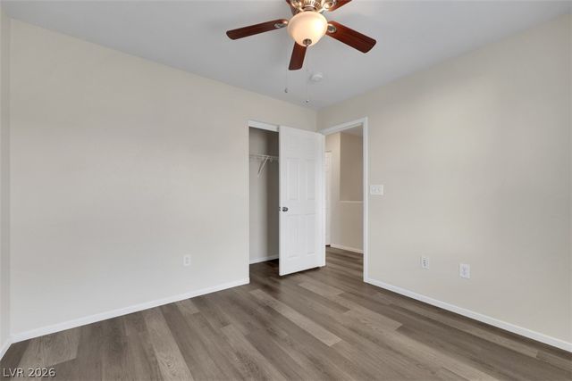 7257 Camden Pine Avenue, Las Vegas, NV 89129