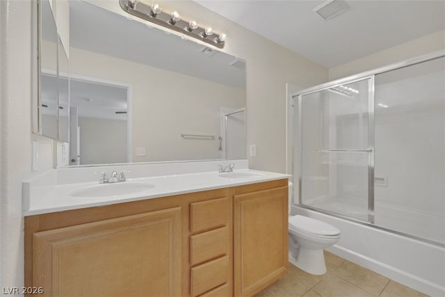 7257 Camden Pine Avenue, Las Vegas, NV 89129