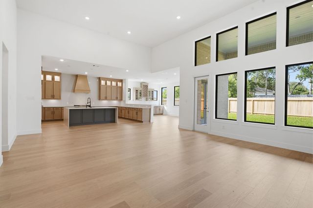 2505 Barton Creek Trail, Friendswood, TX 77546