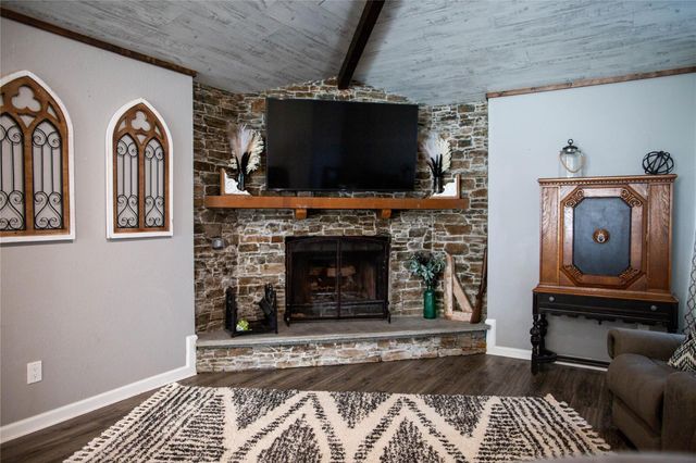 14902 Bernard Timbers Dr, East Bernard, TX 77435