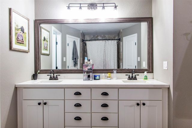 14902 Bernard Timbers Dr, East Bernard, TX 77435