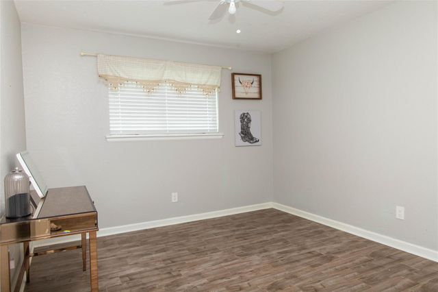 14902 Bernard Timbers Dr, East Bernard, TX 77435