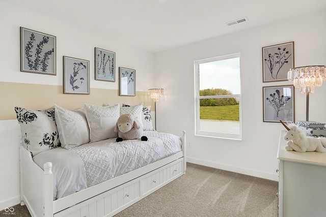 2868 Woods Edge Drive, Greenwood, IN 46143