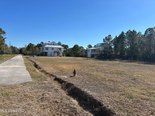 Nhn W 4th Street, Waveland, MS 39576